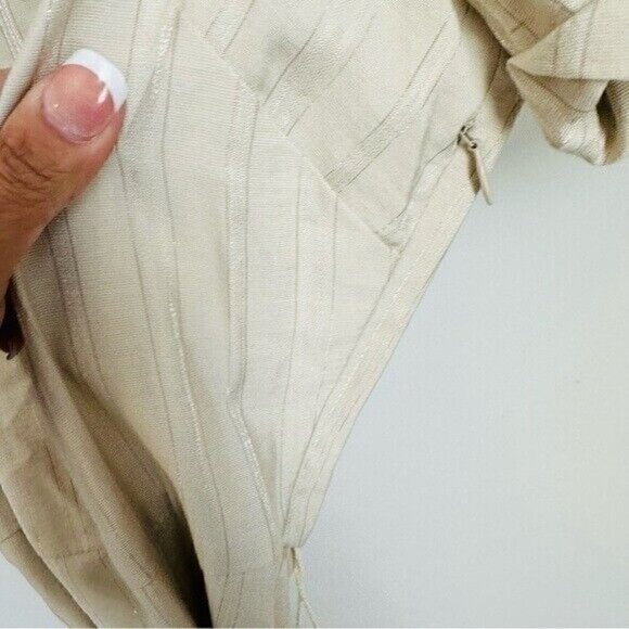 The Limited Women's Tie Front Shine Romper Size 10 NWT - Picture 10 of 14